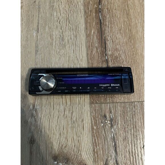Kenwood KDC-BT555U Car Satellite Radio CD Auxilliary Stereo Removeable Faceplate - Picture 1 of 2
